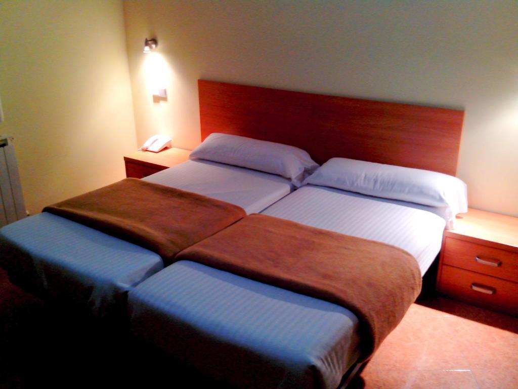 Hotel Rc Ramon Y Cajal Cuenca  Oda fotoğraf