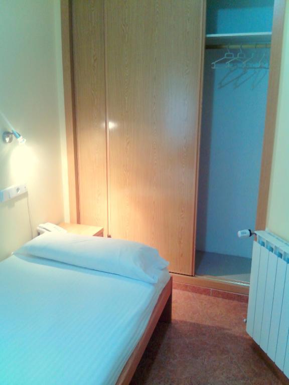 Hotel Rc Ramon Y Cajal Cuenca  Oda fotoğraf